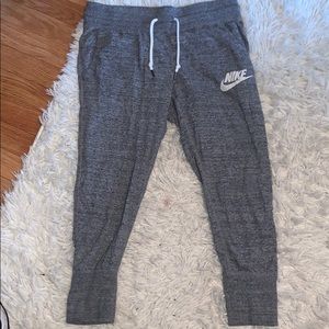 Nike 3/4 joggers
